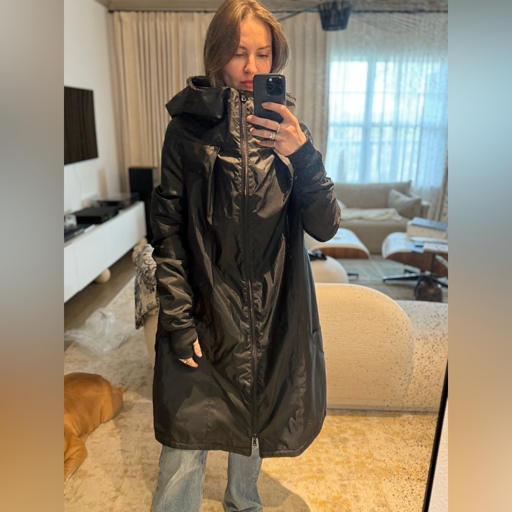 Oversize black rain jacket/Trench